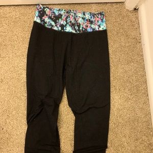 Capri yoga pants